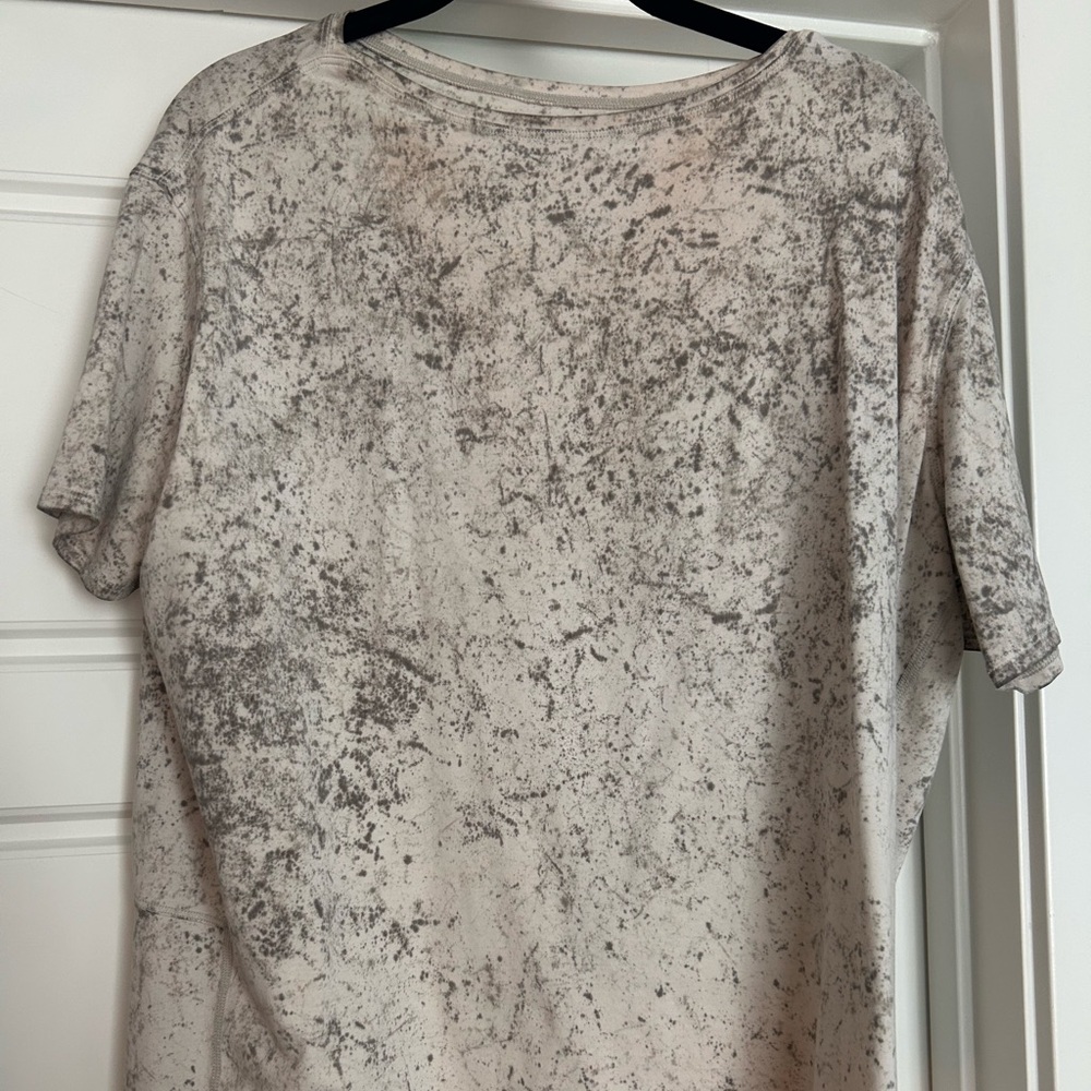 Lululemon oversized T-shirt